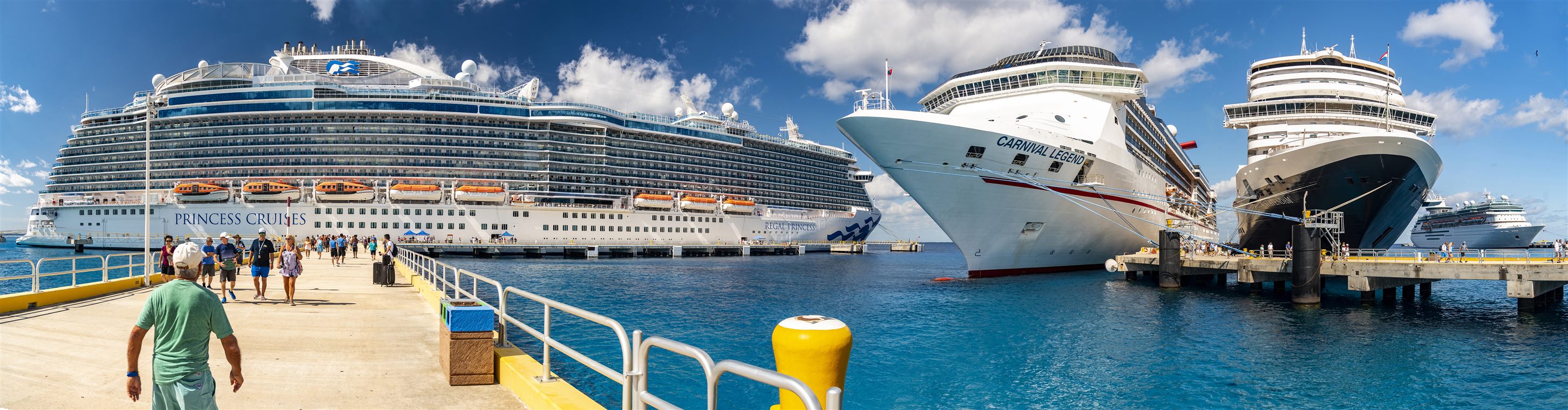 Discount River Cruises — cruise ships in a Caribbean port